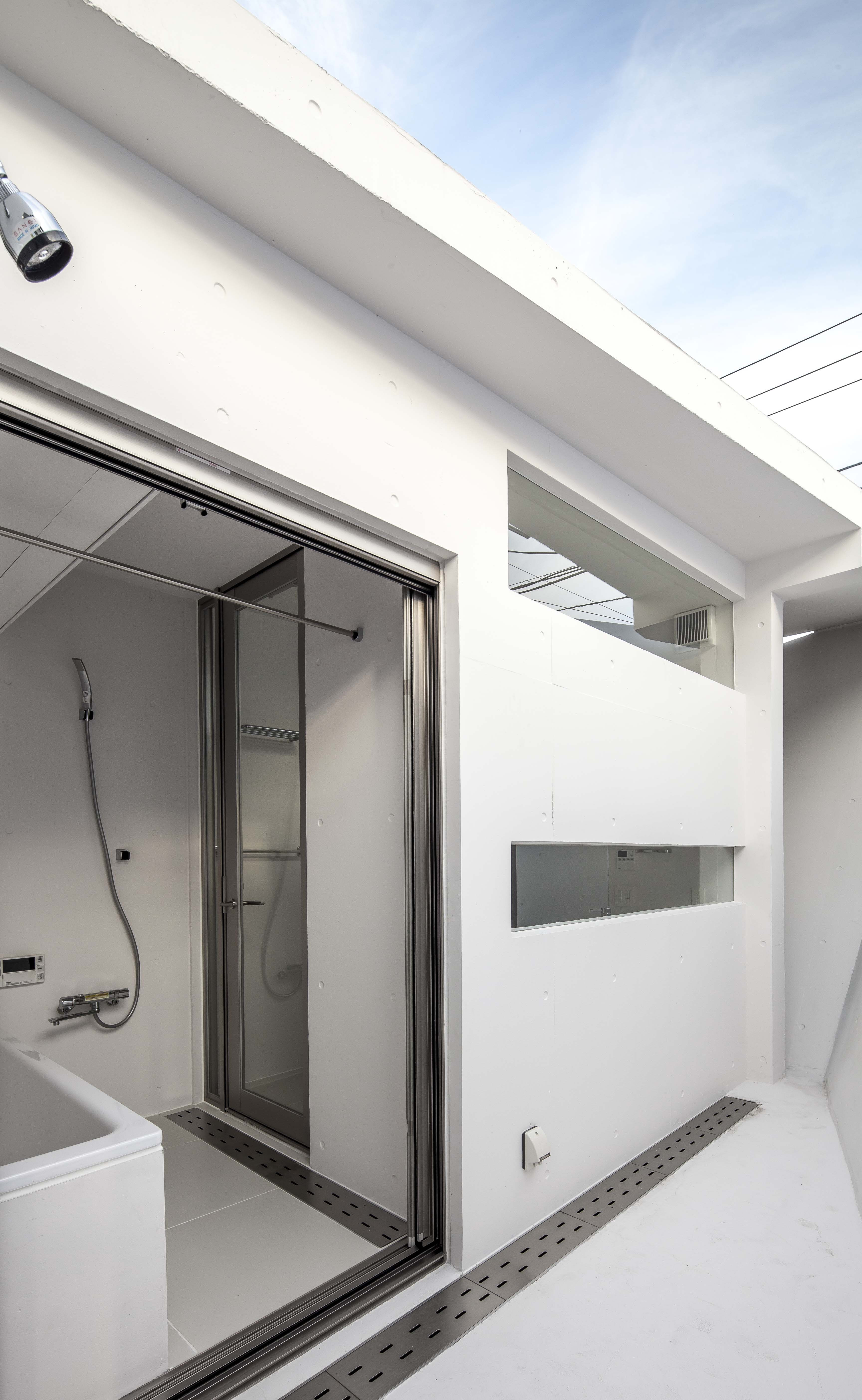 浴室乾燥機 使い方 窓 interior