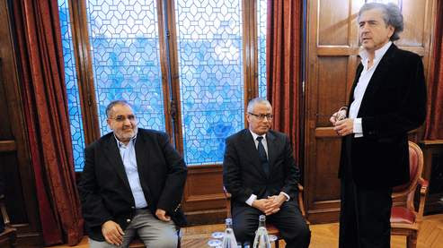 Ali Zeidane (à gauche) et Mansour Saïd-el-Nasser ont été conviés à une conférence par Bernard-Henri Lévy.