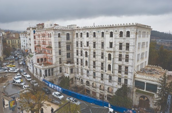 http://www.liberte-algerie.com/data/upload/17-11-2014/8%20Hotel%20Cirta%20louiza.jpg