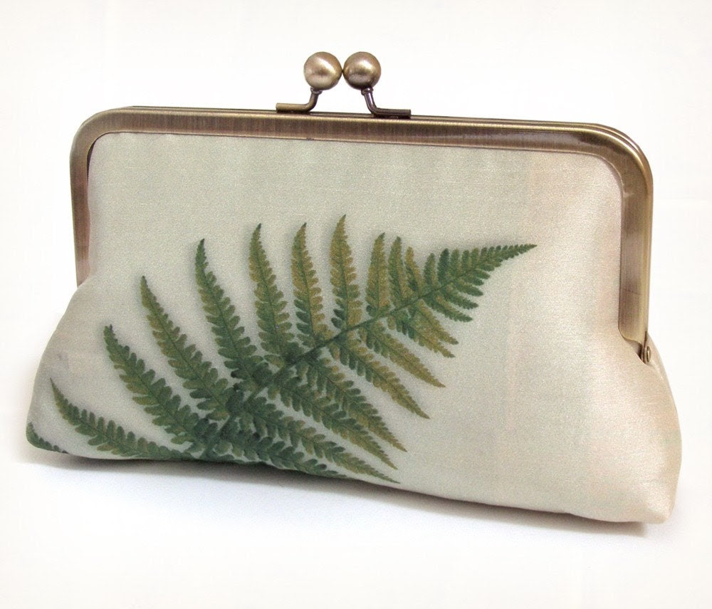 Clutch bag, silk purse, green fern, woodland wedding, bridesmaid gift - redrubyrose Clutch bag, silk purse, green fern, woodland wedding, bridesmaid gift - redrubyrose