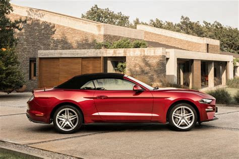ford mustang convertible review trims specs