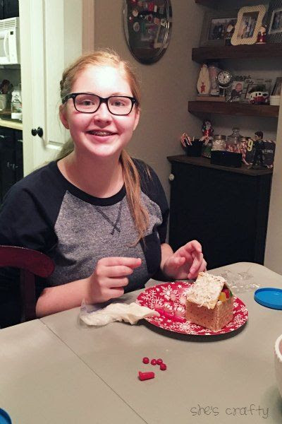 She's Crafty: Gingerbread House decorating with kids