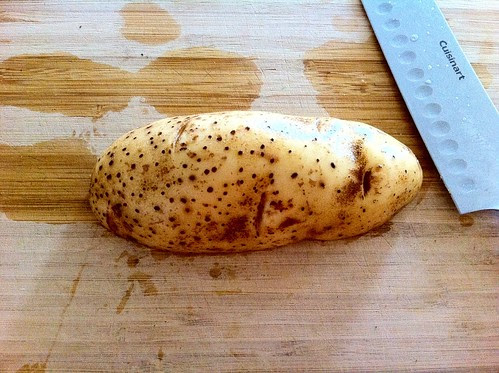 1/2 Potatoe, Ready for Slicing