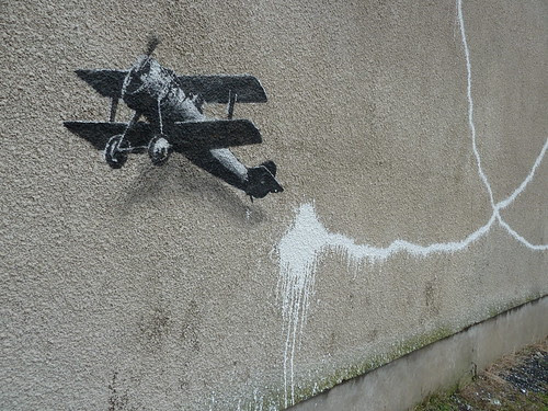 Banksy  - PLane Love