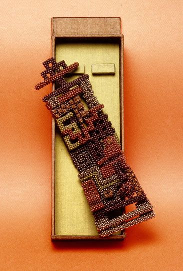 http://www.pinterest.com/pin/58828338856738113/ David K.Chatt bracelet