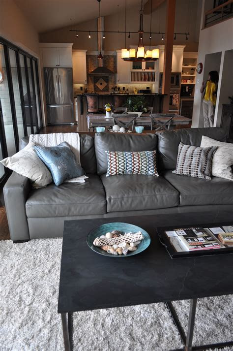 Decorating Ideas For Living Room With Grey Sofa | Minimalist Home