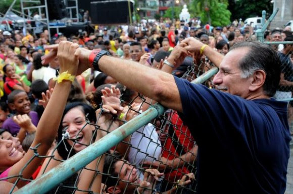 CUBA-LA HABANA-CONCIERTO DEL DÚO BUENA FE