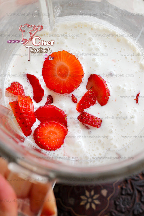 strawberry cream milkshake (4).jpg