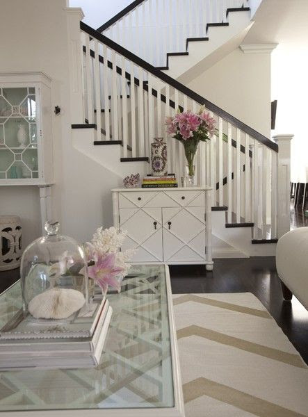 South Shore Decorating Blog: In Good Taste - An Eclectic Collection of Simply Gorgeous Rooms