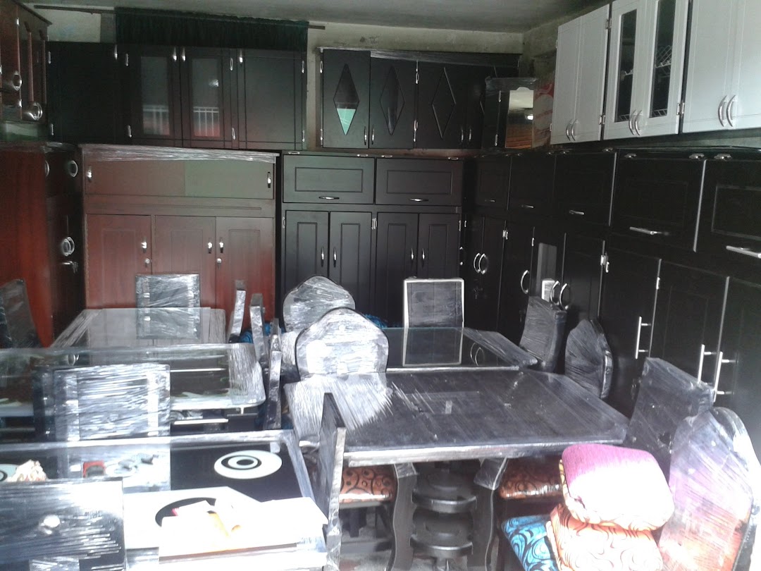 MUEBLES & TUBULARES