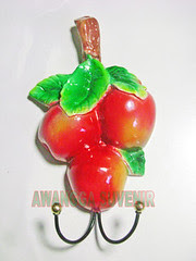 souvenir gypsum ganci apel besar souvenir gypsum ganci apel besar