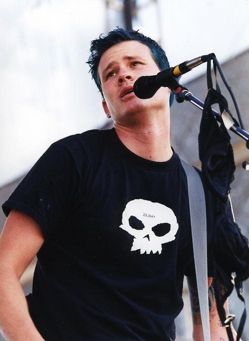 868mam tom delonge tattoos