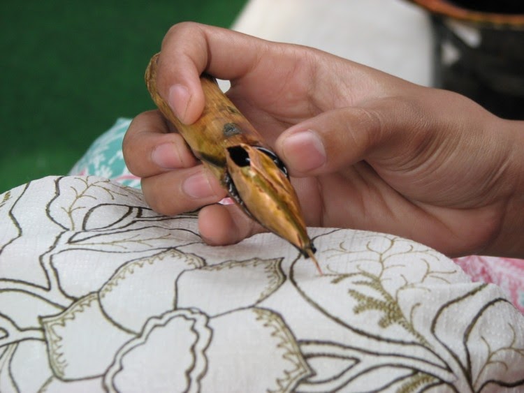 Cara Membuat Batik Tulis Tradisional Yang Mudah Dipraktikkan