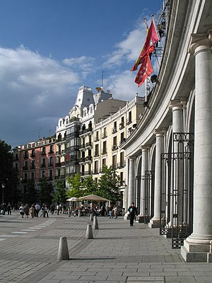 Madrid (Spain): Plaza de Oriente. At the right...