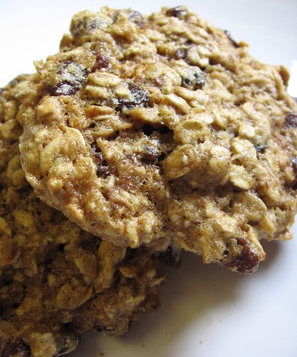 Rosemary's Bakery: Oatmeal Raisin Cookies - Macrobiotic