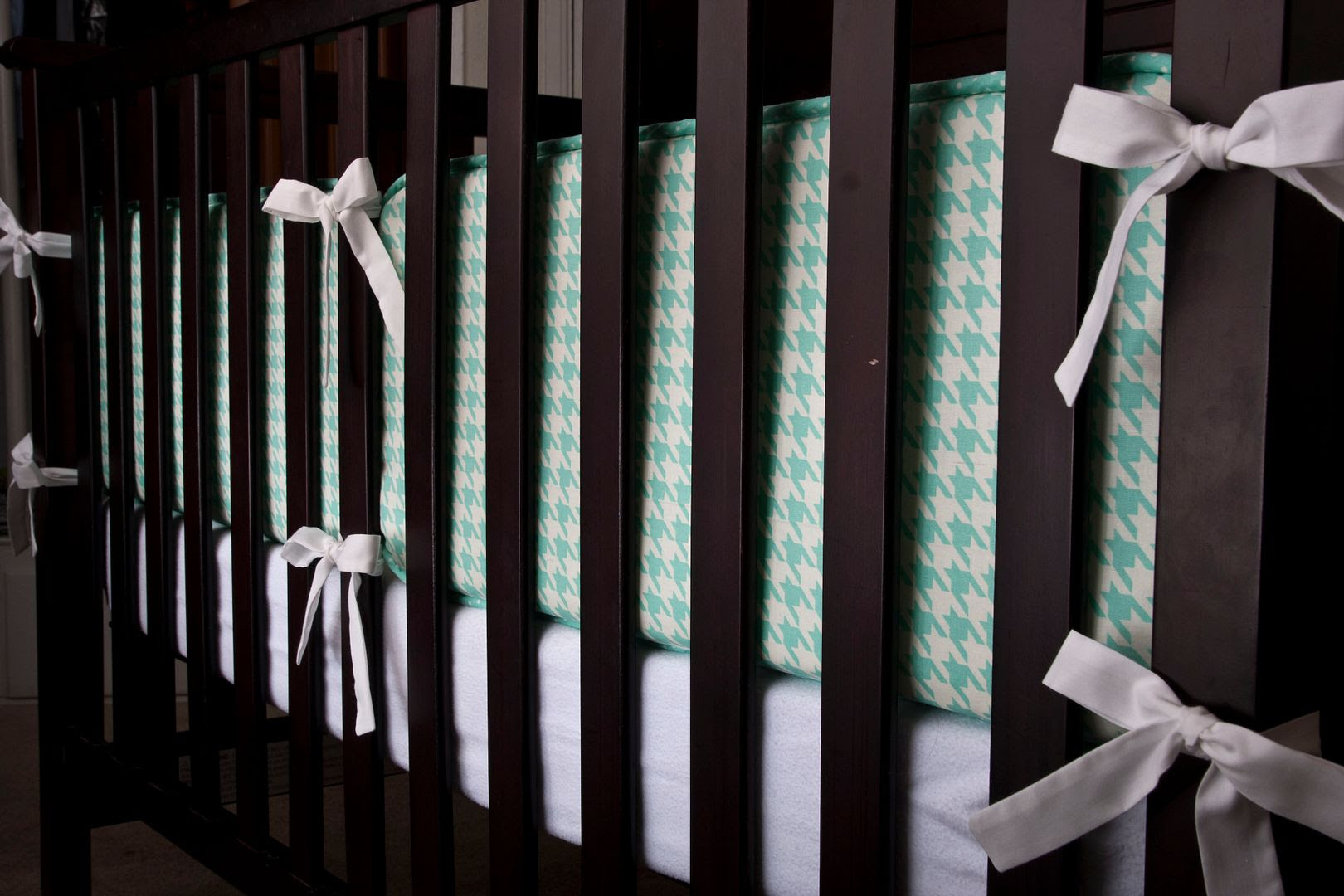 Lella Boutique's "How To Make Perfect Crib Bumpers with Piping."