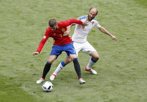 Euro 2016 Ισπανία - Τσεχία 0-0 LIVE - Η ώρα των πρωταθλητών Euro 2016 Ισπανία - Τσεχία 0-0 LIVE - Η ώρα των πρωταθλητών