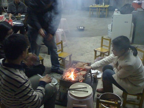烏來,台車棧溫泉民宿,頂樓烤肉