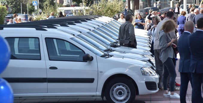 Власти сократили количество бесплатных автомобилей для многодетных семей одного из субъектов СФО • Новости