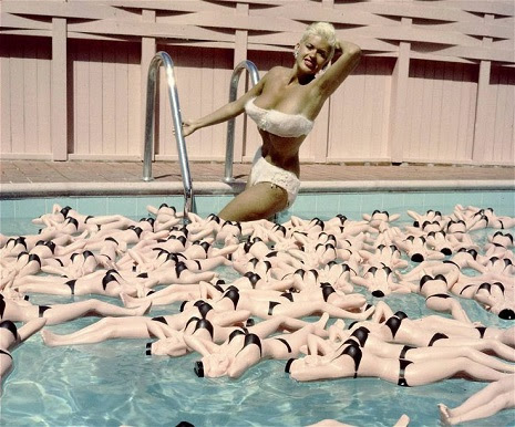 The Pink Palace: Jayne Mansfield’s mansion makes Barbie’s Dream House look austere