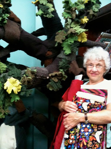 Bunnie and the Felt TREE