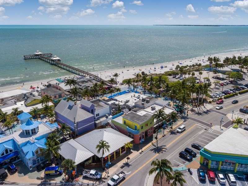 Times Square Fort Myers Beach ~ luckyladydesign