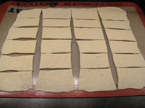 Daring Bakers Lavish Crackers