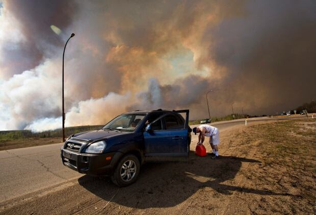 APTOPIX Canada Wildfire