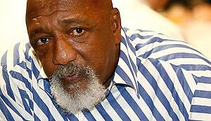 Tchau, Dunga!!!! Ei, Jefferson, você gosta de apanhar? E você gosta de apanhar? E você, Miranda? Tchau, Dunga!!!! Ei, Jefferson, você gosta de apanhar? E você gosta de apanhar? E você, Miranda?