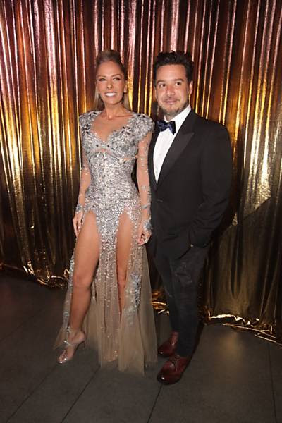 Adriane Galisteu e o marido, Alexandre Iódice no baile de gala da "Vogue"