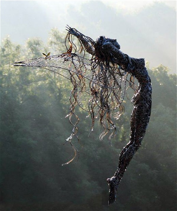 Astonishingly Life-Like Figuratives Sculptures (30)