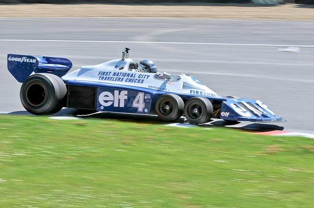 F1 Masters Historic Festival Brands Hatch - 6 Wheel Tyrrell lifts its wheels