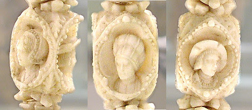 Ivory-3heads