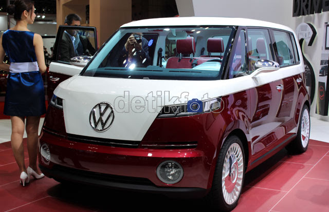 Melihat dari Dekat VW Kombi Terbaru