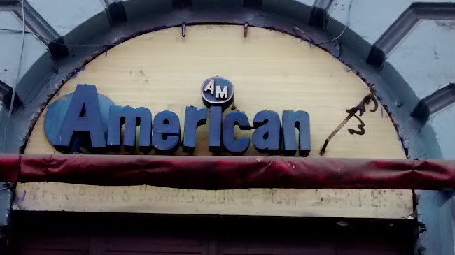 AM American - Tienda de instrumentos musicales