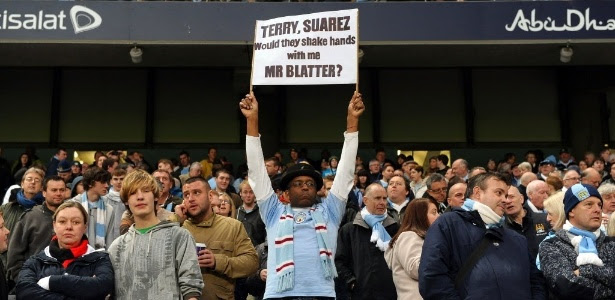 Torcedor do Manchester City relembra racismo de Suárez e Terry