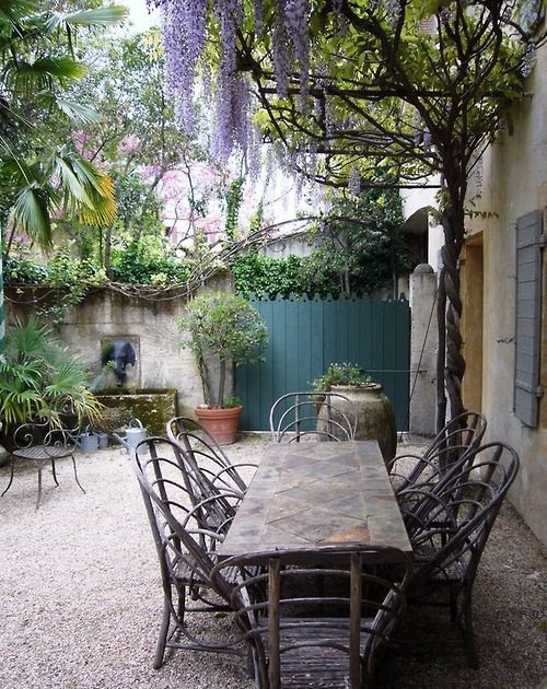 What a way to Garden?: This Ivy House