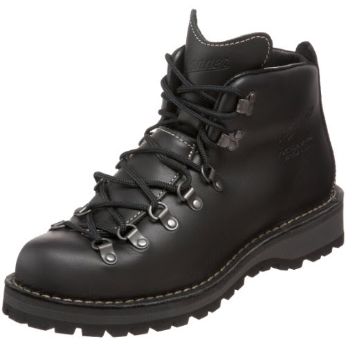 lightweight hill walking boots