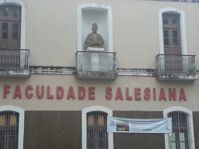 Comentários e avaliações sobre Faculdade Salesiana
