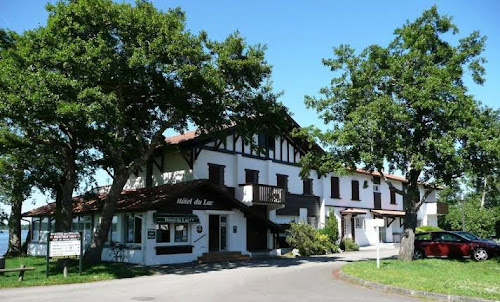 hôtels Hôtel du Lac Léon