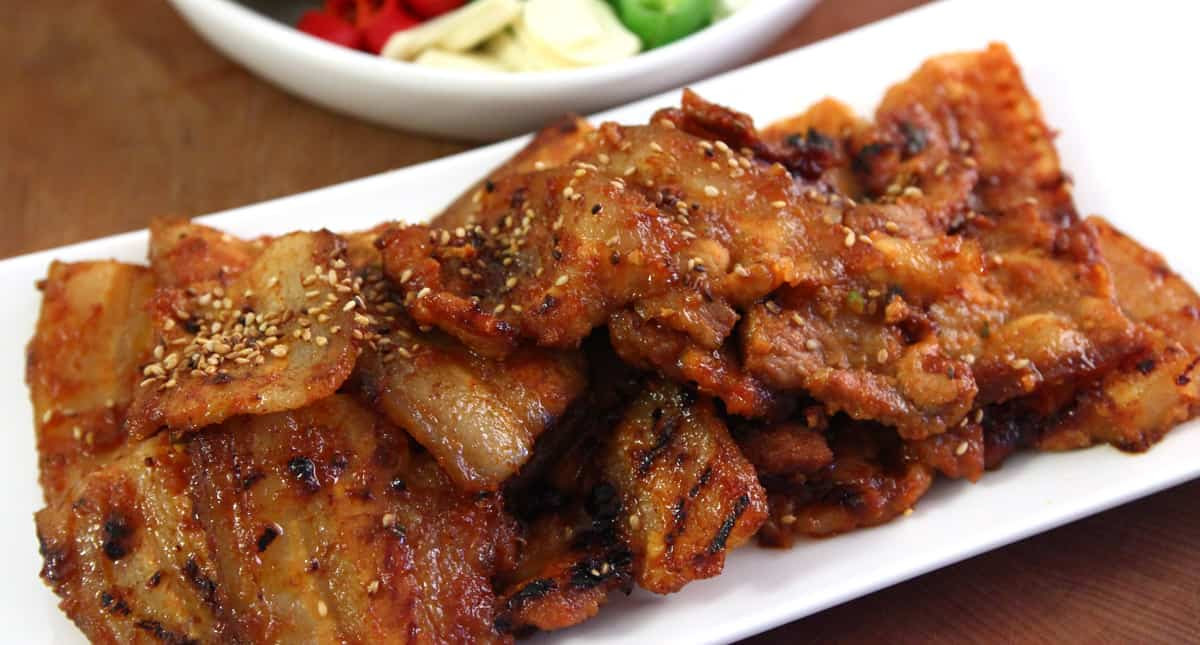 Dwaejibulgogi (Spicy pork BBQ) recipe - Maangchi.com