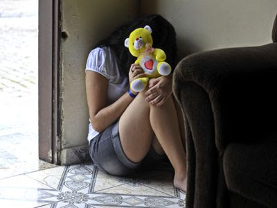 Pai suspeito de estuprar a prÃ³pria filha em Caruaru  Ã© preso pelo 1Â° BIEsp apÃ³s denÃºncia