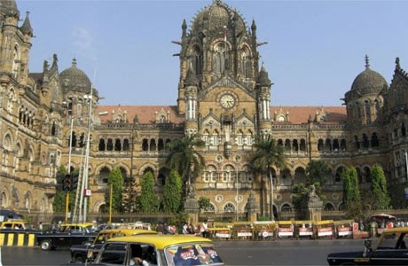 Satire Report: Bombay Love
