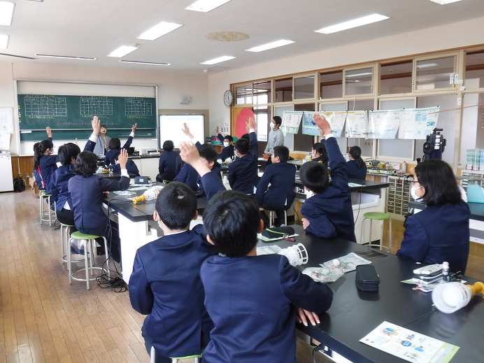 京セラ 株式 会社 鹿児島 国分 工場 englndwk