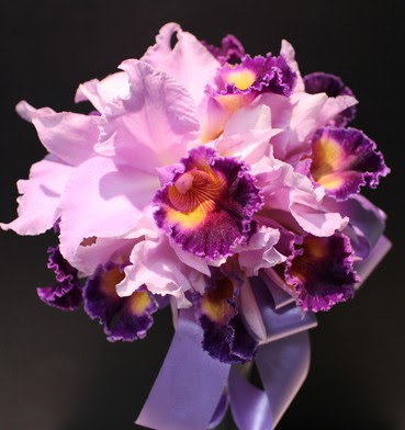 薄紫のカトレアブーケ Flower Vandaの花ブログ