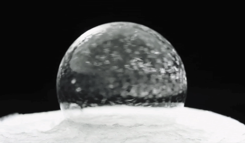 frozen-soap-bubbles-ZALUSKArt-designboom-01