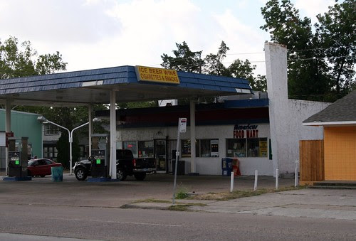 fisca oil co. service station