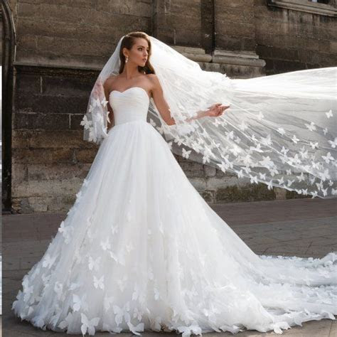 Beautiful Wedding Dresses with Long Train Sweetheart Beautiful Wedding Dresses with Long Train Sweetheart
