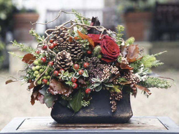 Christmas Flowers Delivery London : 1 / How will my christmas flowers