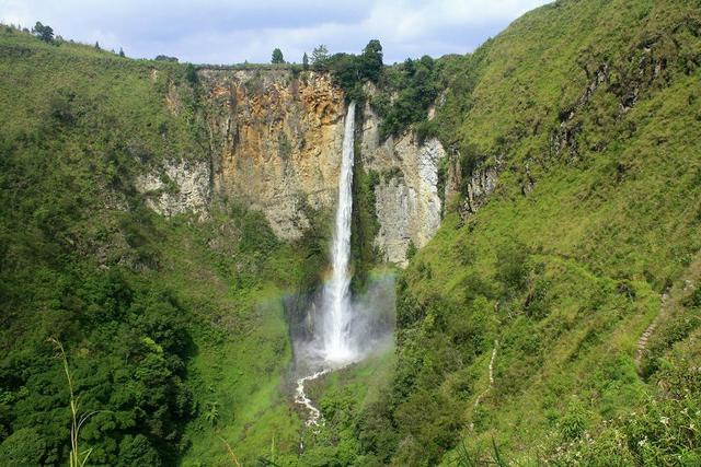 11 Air Terjun Terindah Di Indonesia Yang Tak Kalah Dari Luar Negeri Air Terjun Terindah Di Indonesia Yang Tak Kalah Dari Luar Negeri 11 Air Terjun Terindah Di Indonesia Yang Tak Kalah Dari Luar Negeri